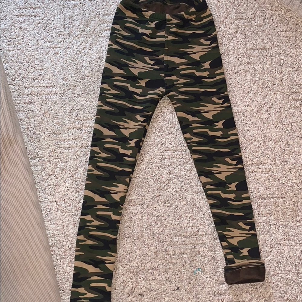 Camo leggings